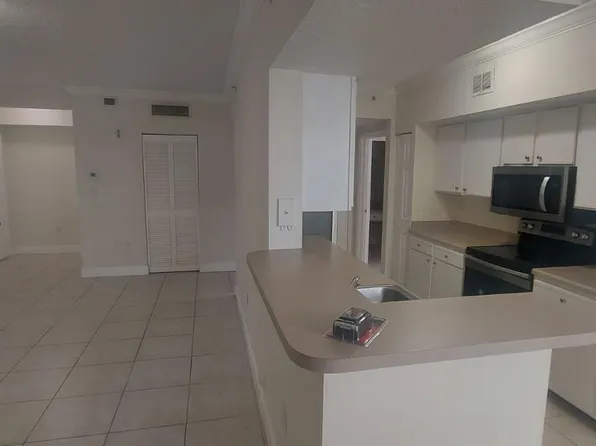 160 SW 117th Ter #6102, Hollywood, FL 33025
