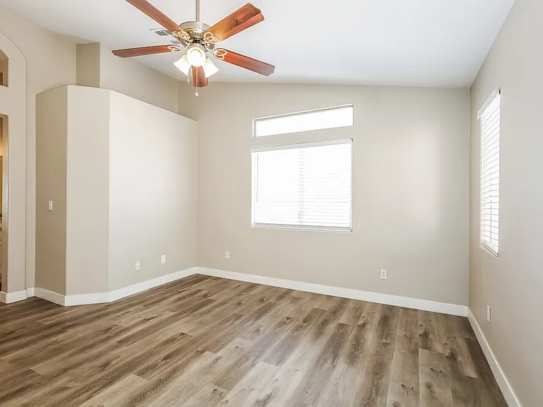 516 Shallow Mist Ct — Photo 9