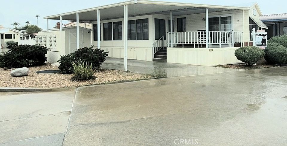 1st image of 1295 S Cawston Ave Space 84