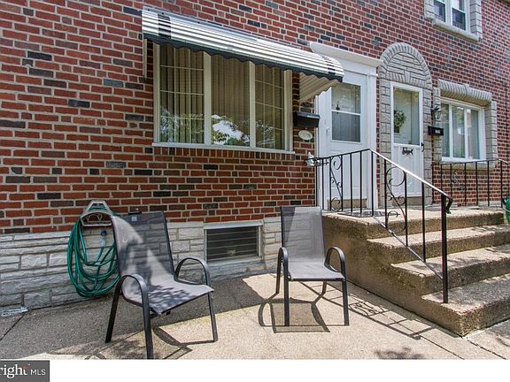 5th image of 1082 Glen Cir