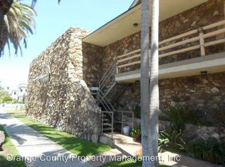 220 12th St APT 1, Huntington Beach, CA 92648