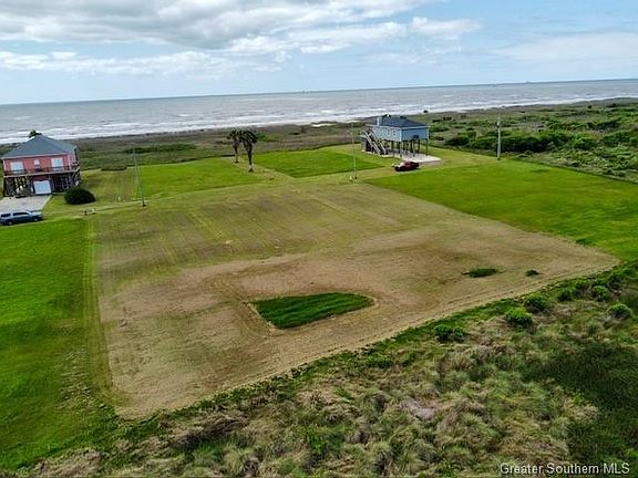 2nd image of 13 Pelican Beach Dr