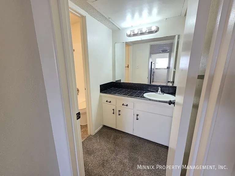 Whispering Oaks 1904 N. Midland — Photo 11