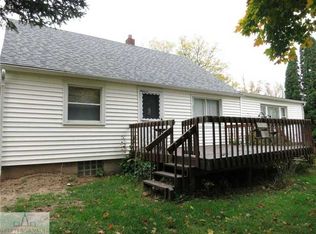 861 S Royston Rd, Eaton Rapids, MI 48827