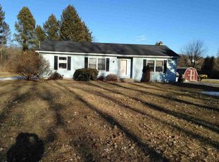 130 Overlook Rd, Poughkeepsie, NY 12603