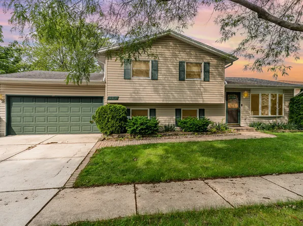 3319 Cathy Dr, Joliet, IL 60431