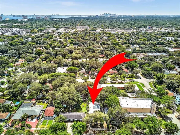 936 NE 132nd St, North Miami, FL 33161