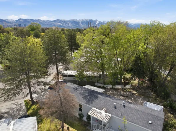 1675 W Indian Summer Dr N, Salt Lake City, UT 84116