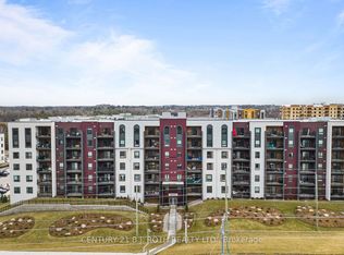 4 Spice Way #117, Barrie, ON L9J 0M2