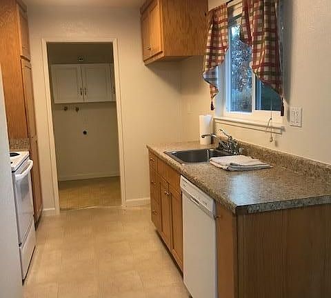 5th image of 270 Lindo Ct