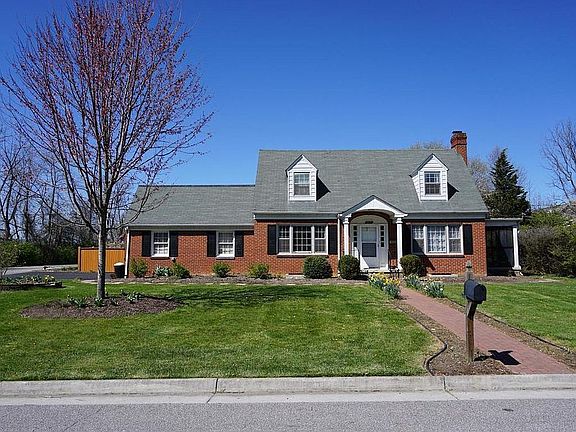 2nd image of 504 Monte Vista Dr