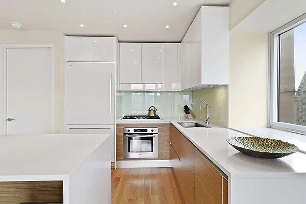 Sold by Compass | media 3