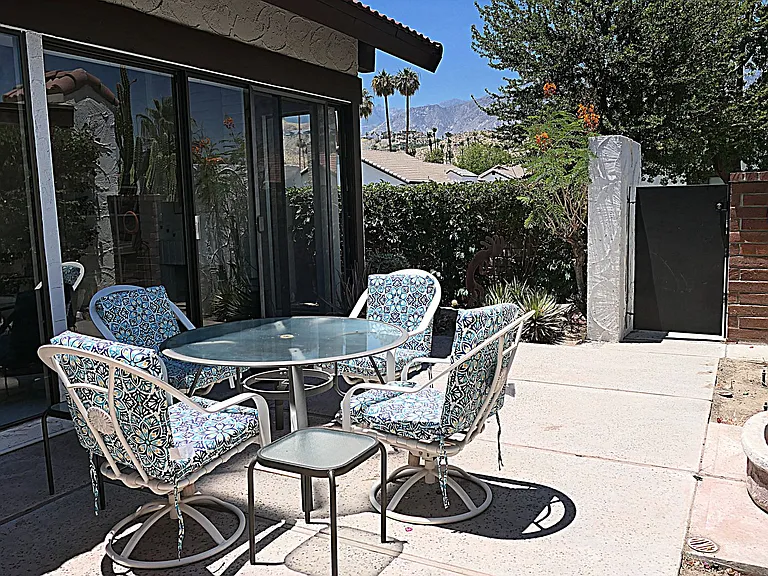 2360 Miramonte Cir W #F — Photo 12