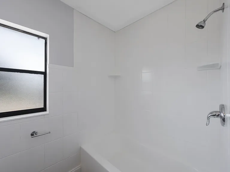 200 Westwood Ter N #198 — Photo 10