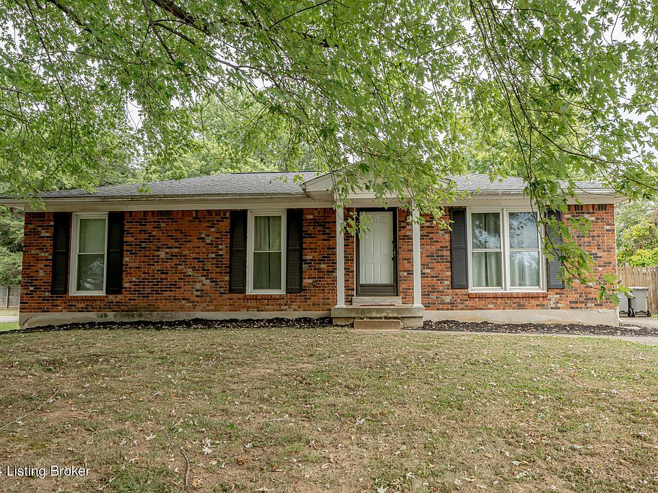 1st image of 472 Dogwood Dr
