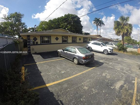 2nd image of 13130 Aswan Rd