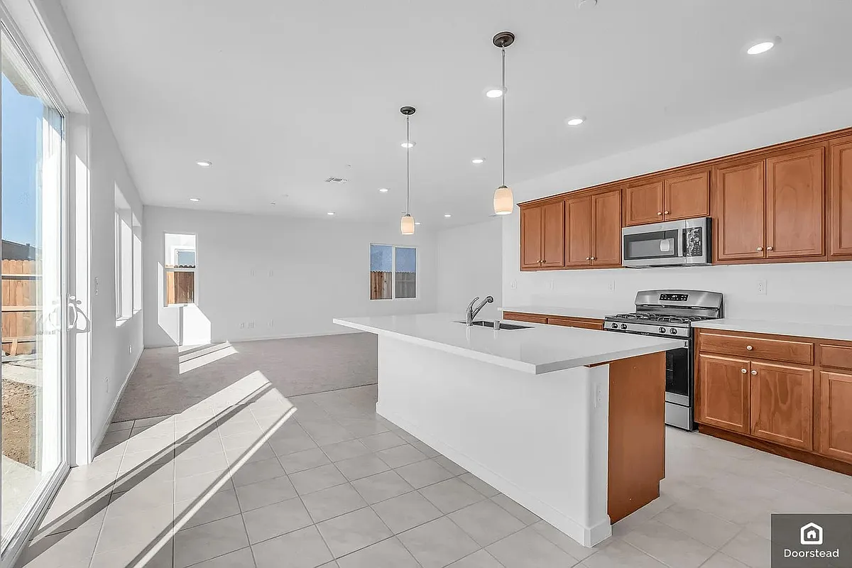 Building Photo - 4435 Cash Dr