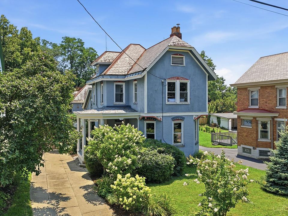 1st image of 3025 Montana Ave