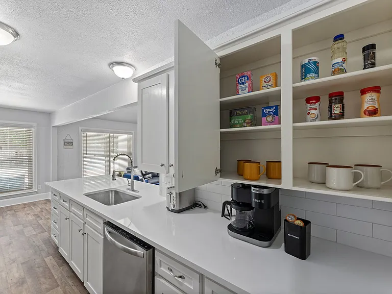 3312 Robinhood Ct — Photo 14