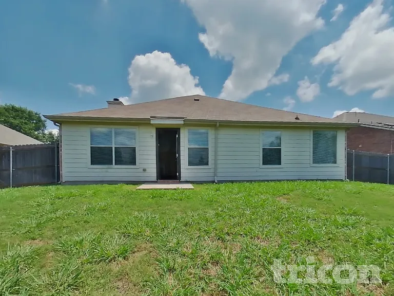 120 Bison Meadow Dr — Photo 15