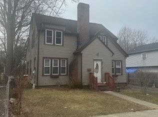 72 Fenwick St, Springfield, MA 01109