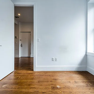 Rented by Nooklyn NYC LLC | media 13