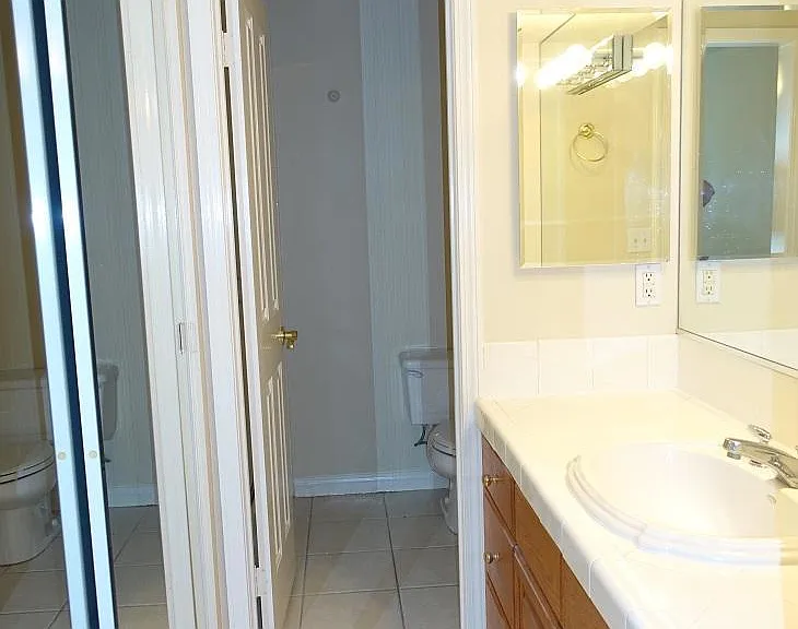 21 S Michillinda Ave — Photo 28