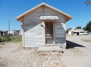 906 S 2nd St, Artesia, NM 88210