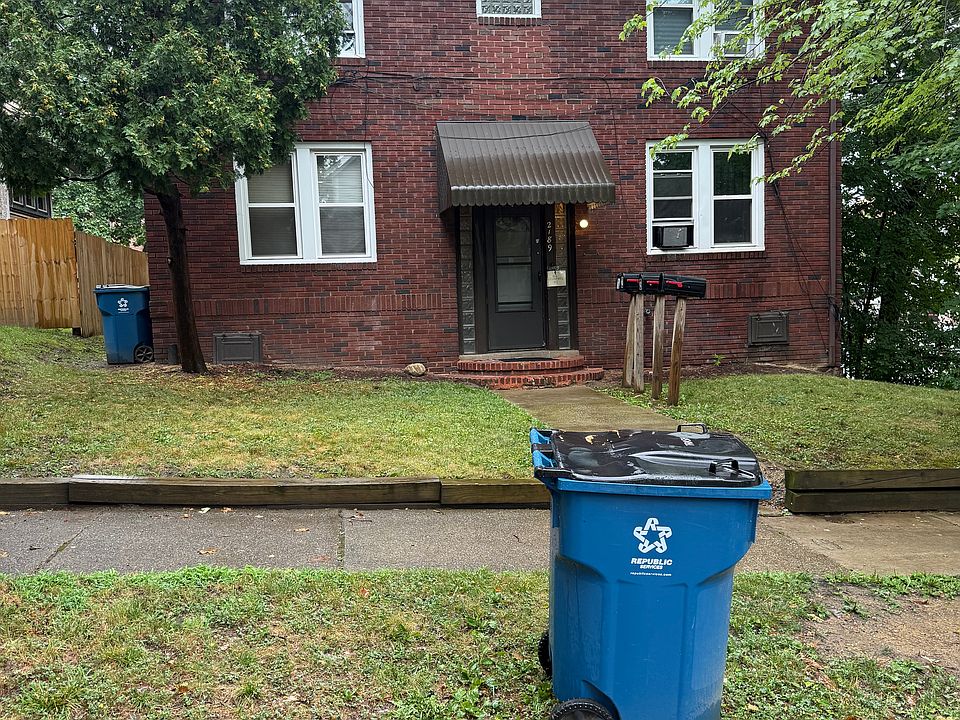 4 Unit Building