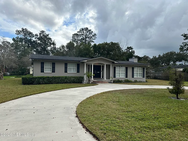 4690 Homestead Rd — Photo 1