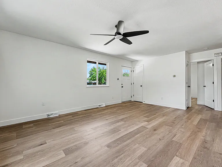 2490 Reed St #2490 — Photo 15