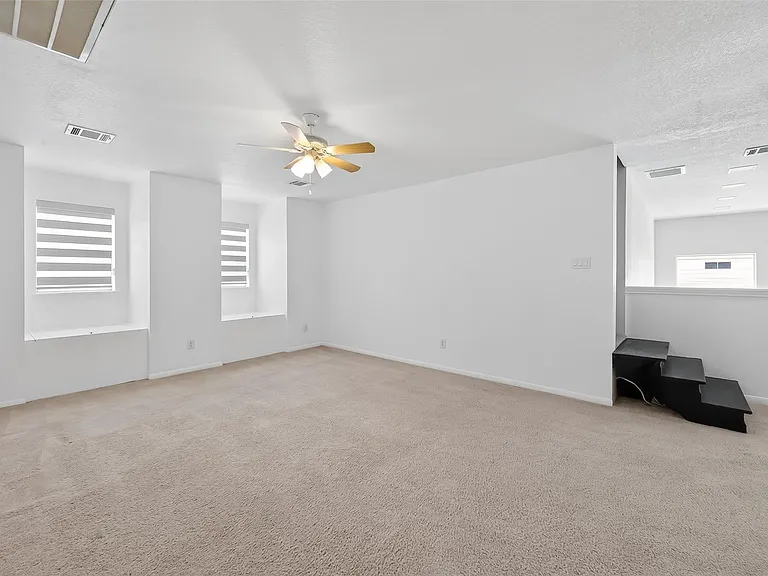 1311 Rene Ct — Photo 31
