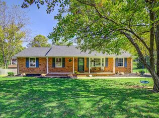 5530 Lynn Dell Rd, Roanoke, VA 24018