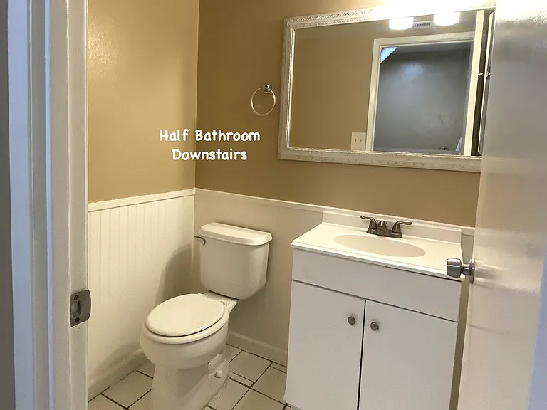 7708 La Mancha Way — Photo 9