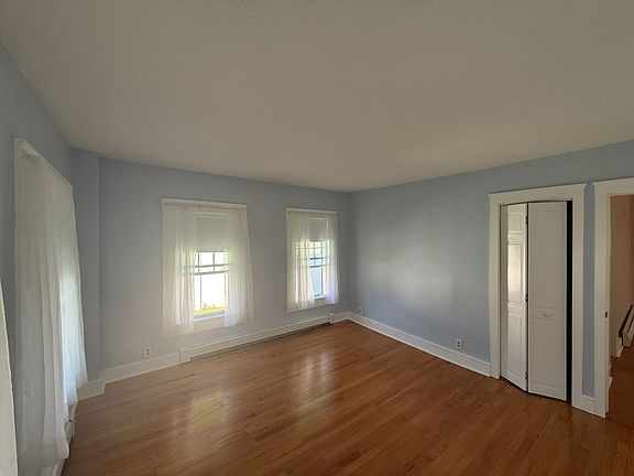 5th image of 63 Maple Ave #1