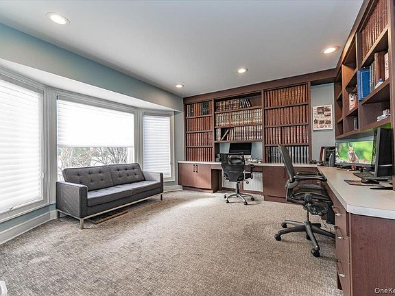 4th image of 22 Larch Hill Road