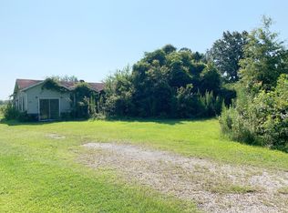 1102 Santee River Rd, Jamestown, SC 29453