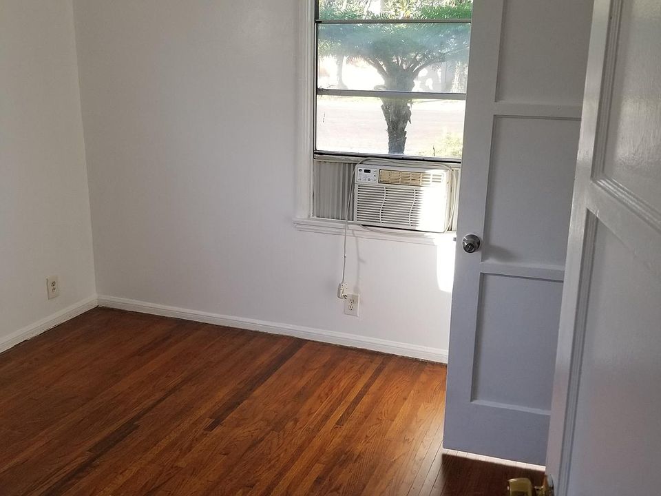 1st image of 2178 W 26th Pl
