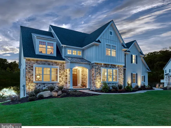 944 Forest Ln, Malvern, PA 19355