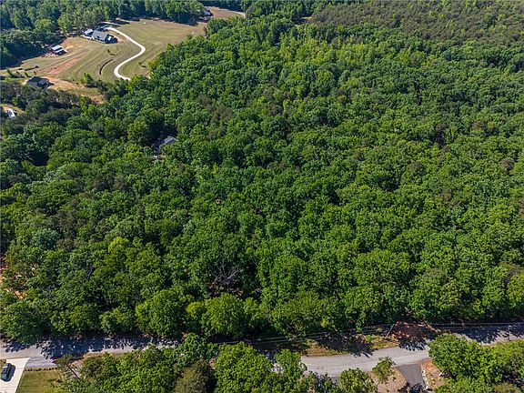 3rd image of 611 Packs Mountain Ridge Rd