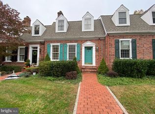 21 Commanders Dr, Washington Crossing, PA 18977