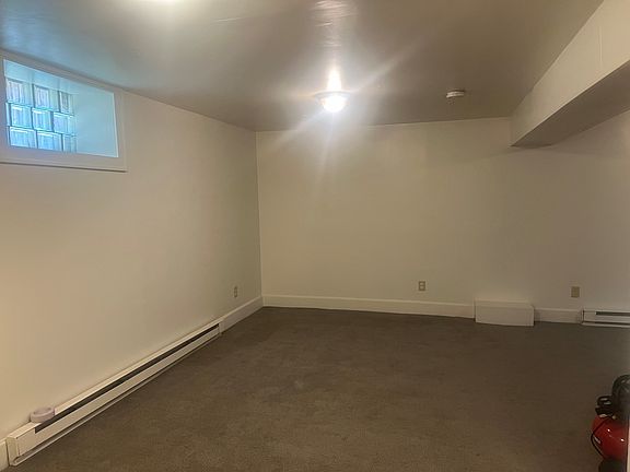 2nd image of 3038 Harriet Ave Unit B