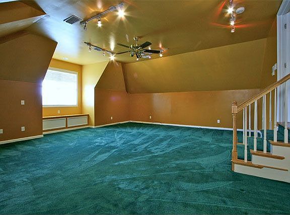 Bonus Room- is being re-carpeted.