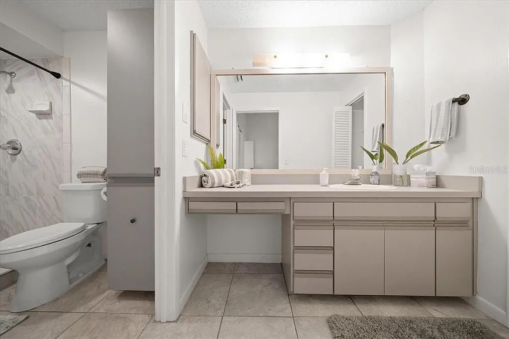 3 bed, 2.0 bath, 1621 sqft, $3,000 — Photo 3