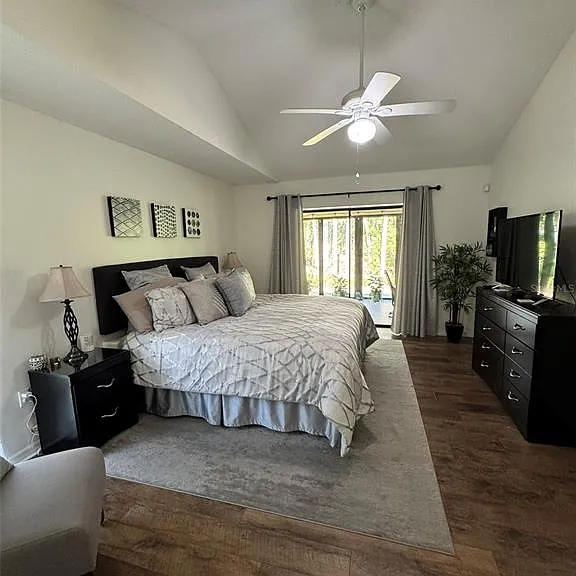 4487 Trails Dr — Photo 9