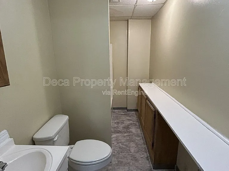 7924 Michigan Ave #2F — Photo 11