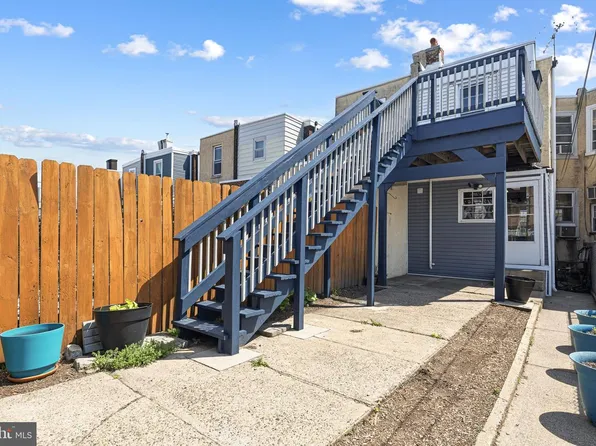 3040 Gaul St, Philadelphia, PA 19134