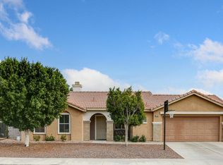 37650 Emerson Dr, Palm Desert, CA 92211
