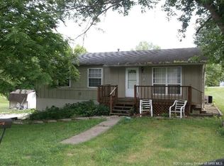 165 W Charles St, Paoli, IN 47454