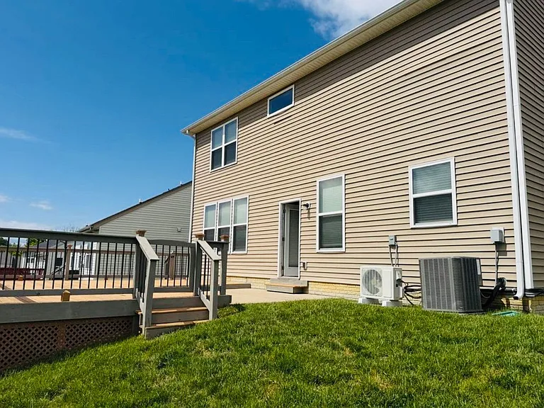 1034 Autumn Crest Ln — Photo 27